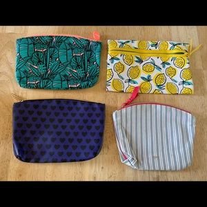 ✨✨Ipsy Clutch✨✨